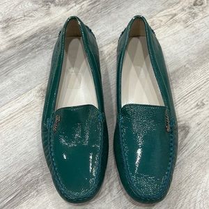 It’s an authentic Gucci shoes.